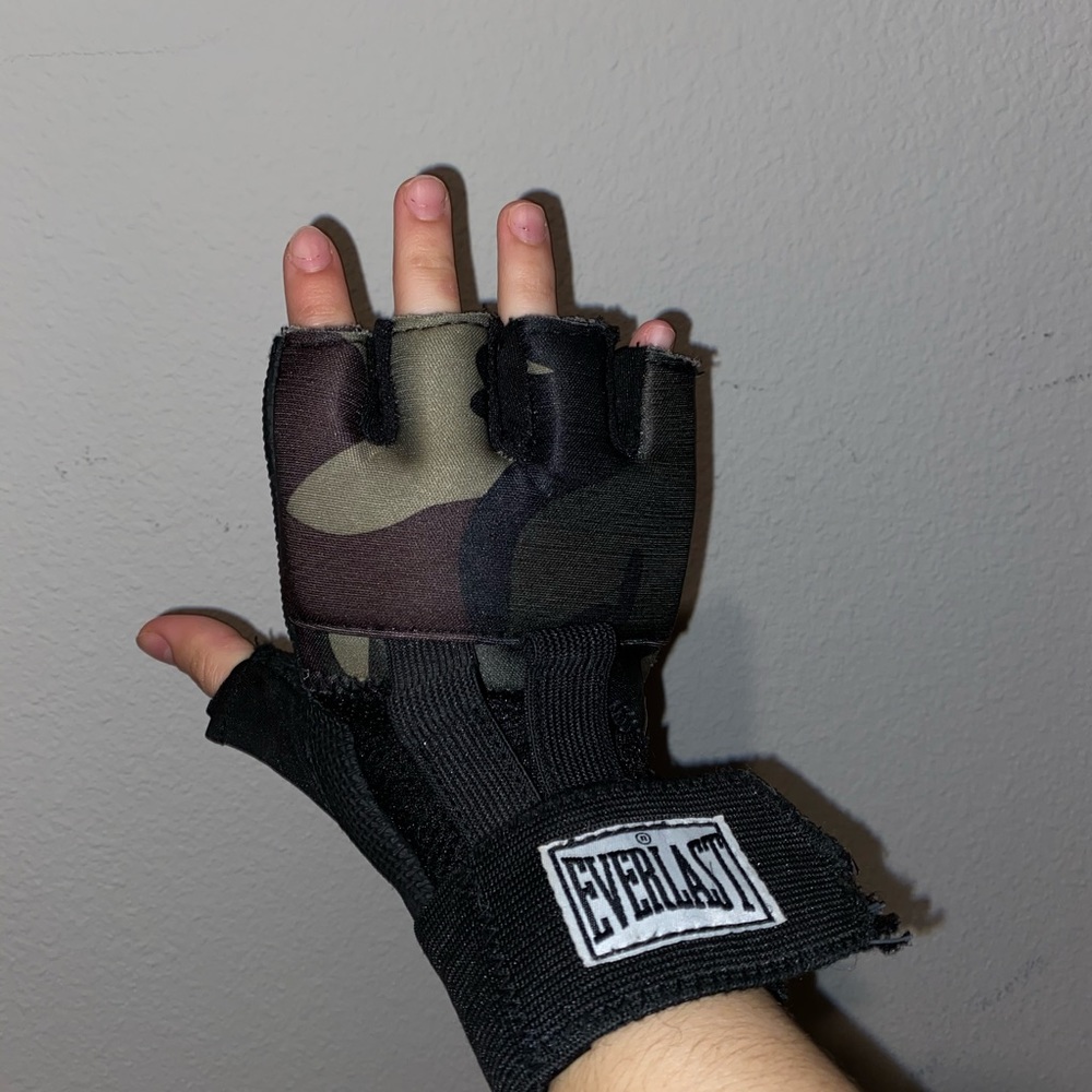 EVERLAST lifting gloves